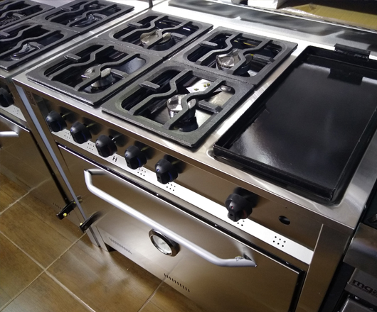 cocina industrial de acero inoxidable